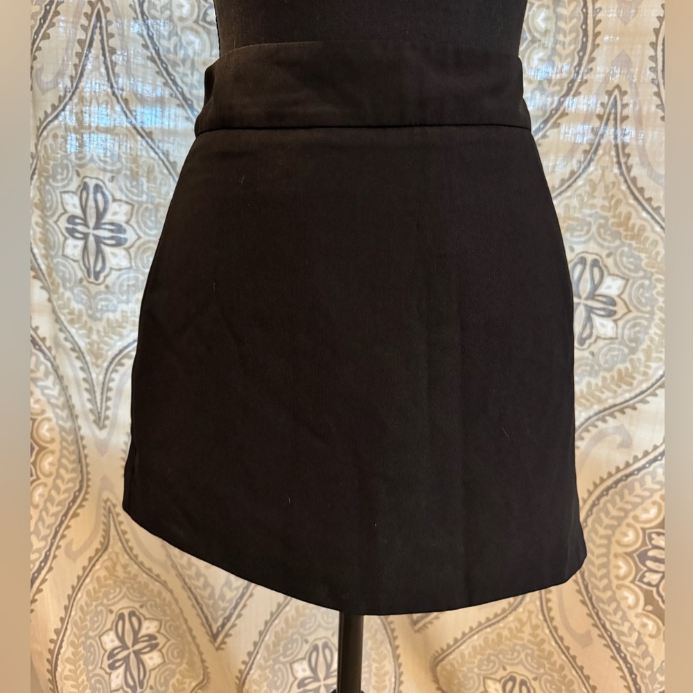 Forever 21 Black Asymmetrical Skort